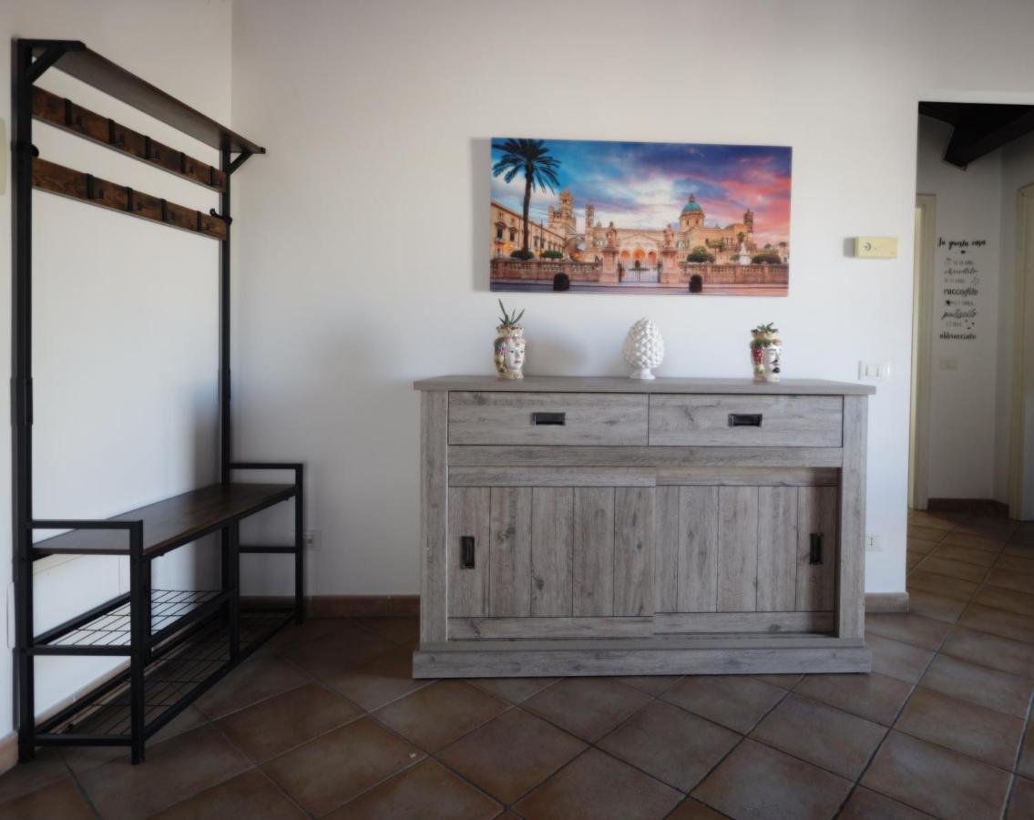 パレルモLa Casa Di Filippoアパートメント エクステリア 写真
