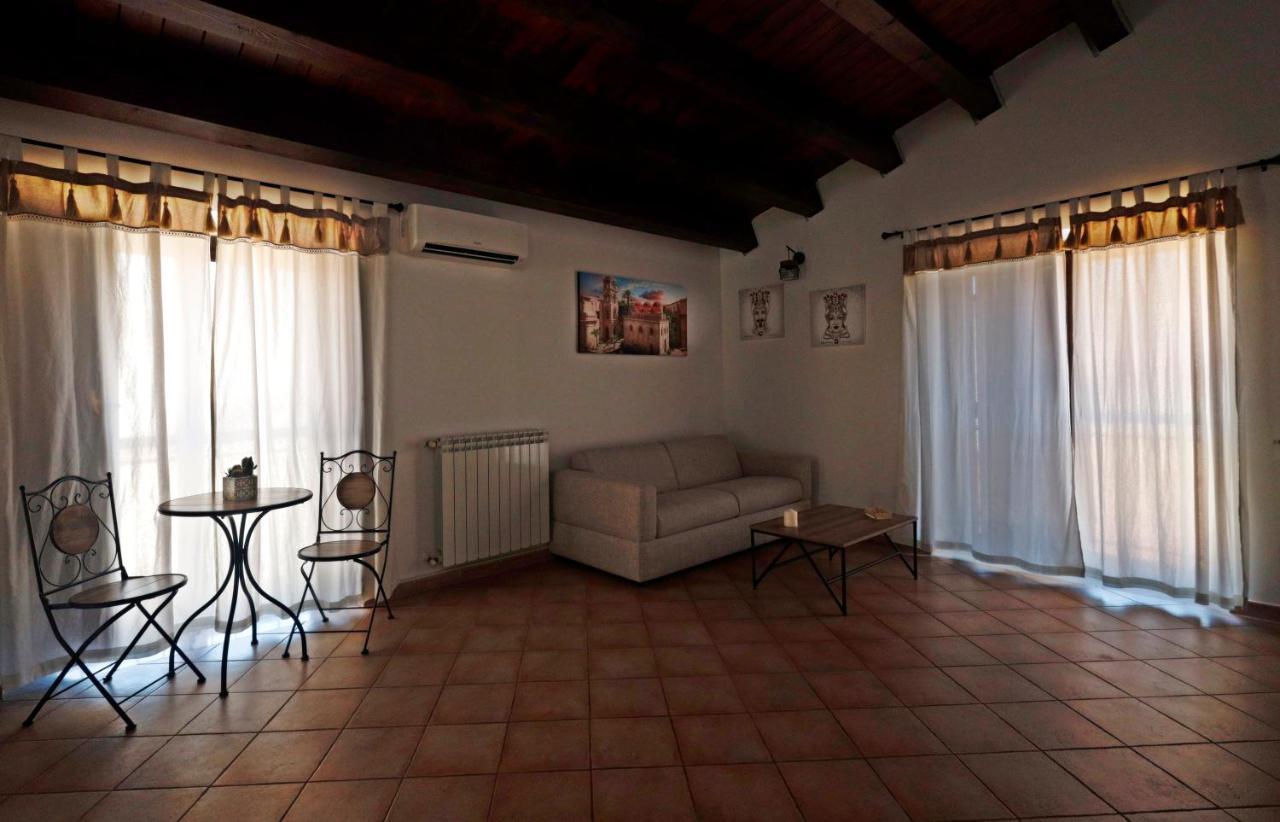 パレルモLa Casa Di Filippoアパートメント エクステリア 写真